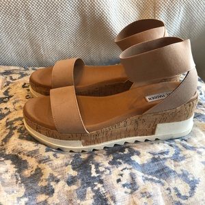 steve madden closed toe